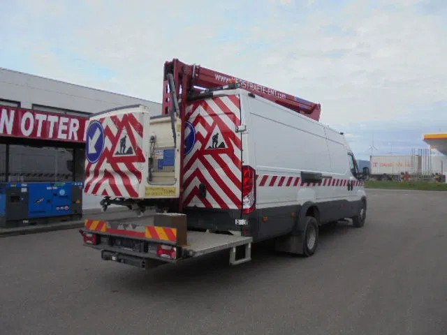 Iveco Daily 70 70C17 - Caminhão: foto 4 Iveco Daily 70 70C17 - Caminhão: foto 4