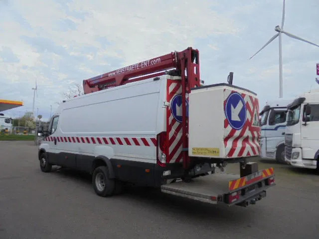 Iveco Daily 70 70C17 - Caminhão: foto 5 Iveco Daily 70 70C17 - Caminhão: foto 5