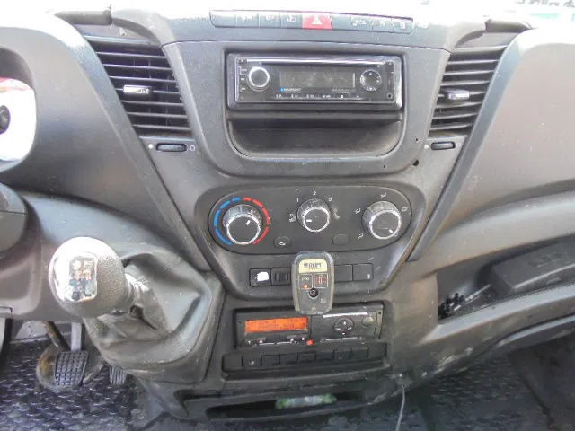 Caminhão, Caminhão grua Iveco Daily 70 70C17: foto 10