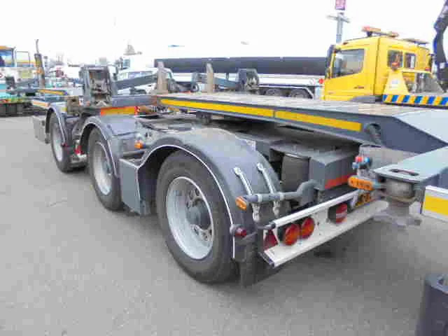 Semireboque transportador de contêineres/ Caixa móvel D-Tec LZV COMBI 3 TEU: foto 10