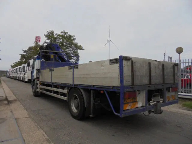 Caminhão grua DAF 75.270 4X2 NL TRUCK: foto 8 Caminhão grua DAF 75.270 4X2 NL TRUCK: foto 8