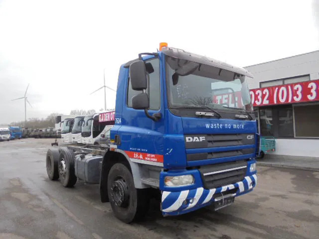 DAF CF 75.250 6X2 - Caminhão chassi: foto 3 DAF CF 75.250 6X2 - Caminhão chassi: foto 3
