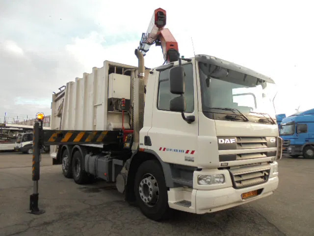 DAF CF 75.250 6X2 EEV - Caminhão de lixo: foto 2 DAF CF 75.250 6X2 EEV - Caminhão de lixo: foto 2