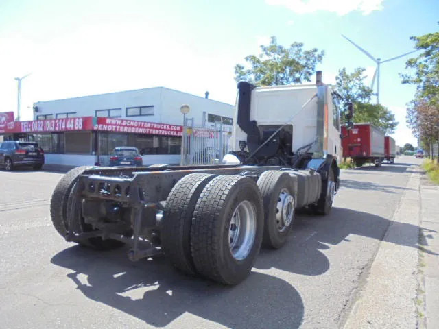 DAF CF 75.250 FAG 250 6X2 - Caminhão furgão: foto 4 DAF CF 75.250 FAG 250 6X2 - Caminhão furgão: foto 4