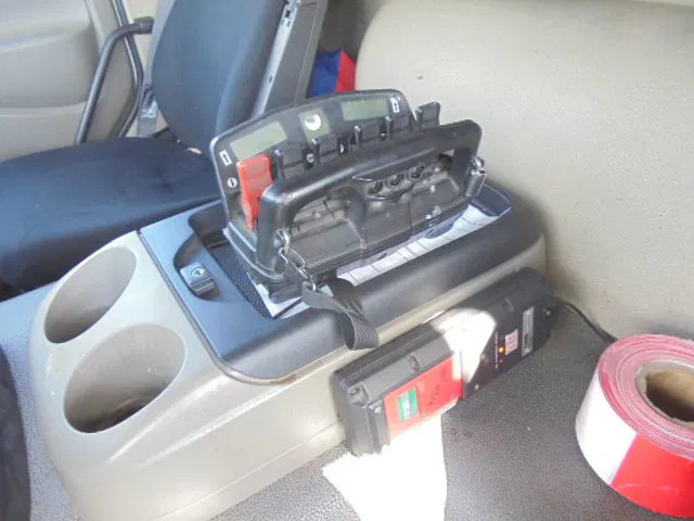 Caminhão de lixo DAF FAN CF75-250 6X2: foto 14