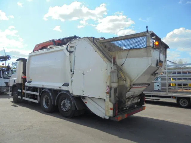 DAF FAN CF75-250 6X2 - Caminhão de lixo: foto 4 DAF FAN CF75-250 6X2 - Caminhão de lixo: foto 4