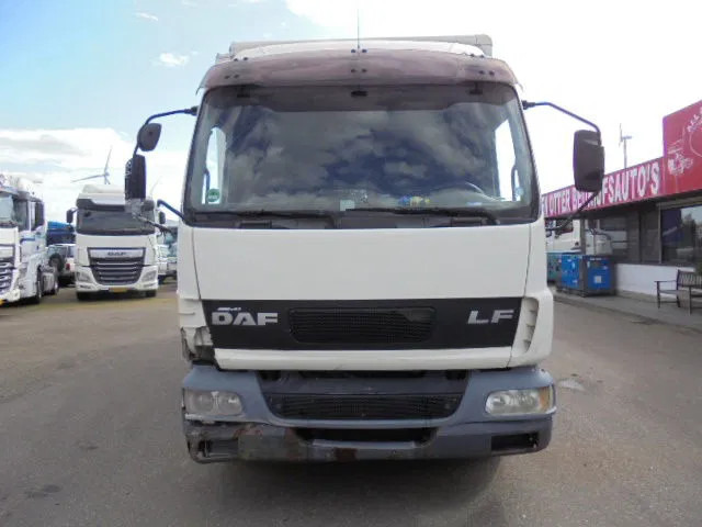 DAF LF 220 - Caminhão furgão: foto 2 DAF LF 220 - Caminhão furgão: foto 2