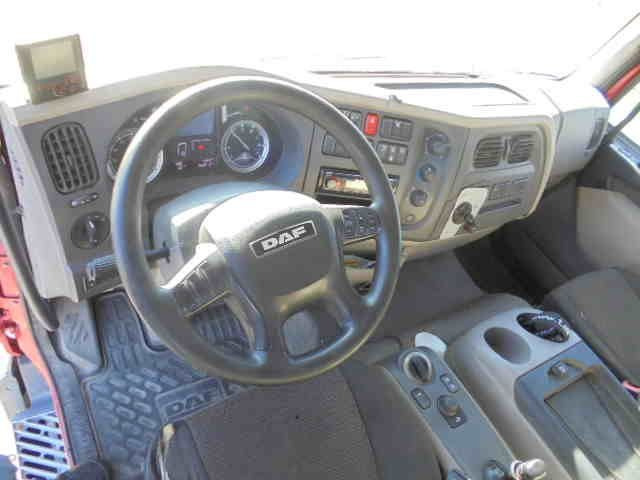 Caminhão multibenne DAF LF LF 320: foto 16