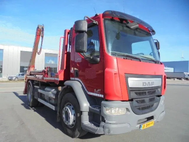 DAF LF LF 320 - Caminhão multibenne: foto 3 DAF LF LF 320 - Caminhão multibenne: foto 3