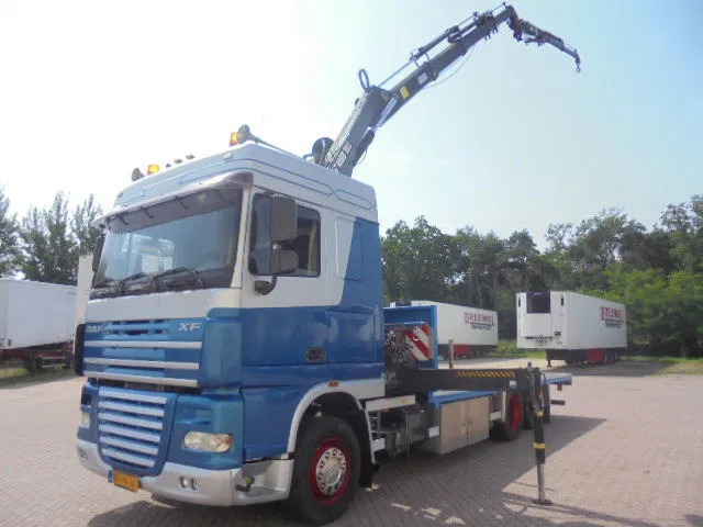 DAF XF 105 XF105 NL TRUCK - Caminhão grua: foto 1 DAF XF 105 XF105 NL TRUCK - Caminhão grua: foto 1