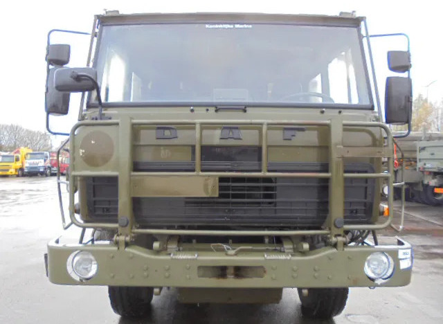 DAF YLM 4442 NT 4X4 - Caminhão com lona: foto 2 DAF YLM 4442 NT 4X4 - Caminhão com lona: foto 2