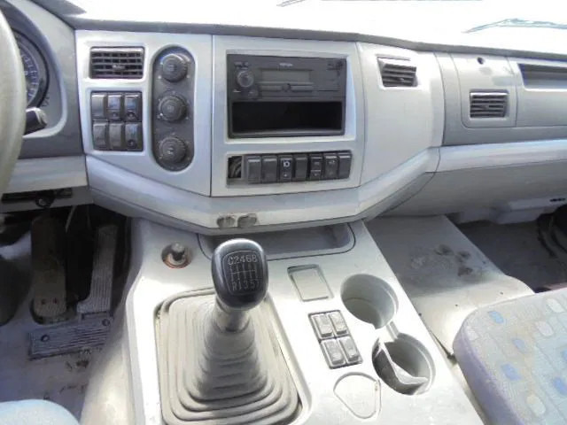 Caminhão basculante Diversen FOTON DAIMLER TX 3234 6X4 FOTON DAIMLER TX 3234 6X4: foto 11