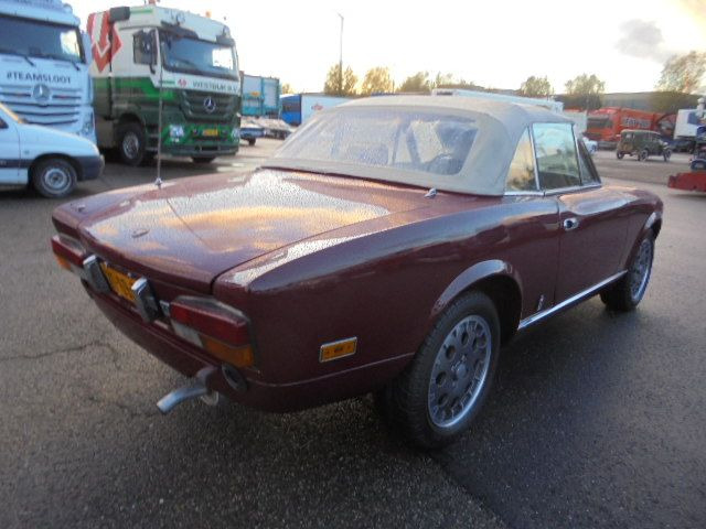 Fiat 124 SPIDER 2000 USA - Cabriolet: foto 5 Fiat 124 SPIDER 2000 USA - Cabriolet: foto 5
