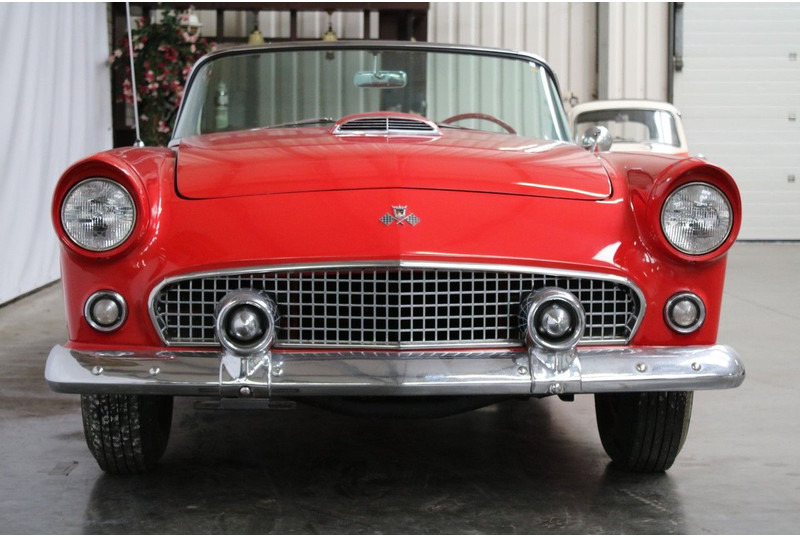 Ford Thunderbird V8 - Automóvel: foto 4 Ford Thunderbird V8 - Automóvel: foto 4