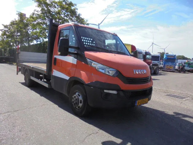 Iveco Daily 35-140 - Furgão caixa aberta: foto 3 Iveco Daily 35-140 - Furgão caixa aberta: foto 3