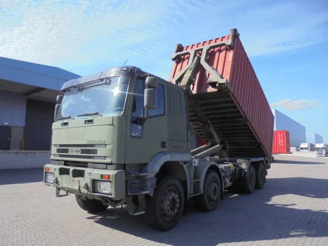 Iveco Eurotrakker 410 E37H - Caminhão polibenne: foto 2 Iveco Eurotrakker 410 E37H - Caminhão polibenne: foto 2