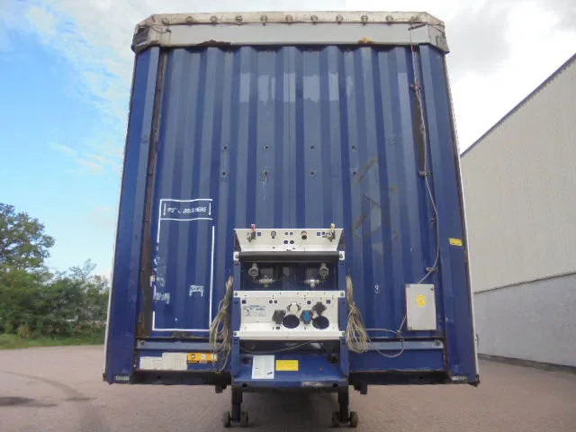 Krone SD NL KENTEKEN BPW TROMMEL ASSEN 35 IN STOCK BLACK FRYDAY SELL - Semi-reboque de lona: foto 2 Krone SD NL KENTEKEN BPW TROMMEL ASSEN 35 IN STOCK BLACK FRYDAY SELL - Semi-reboque de lona: foto 2