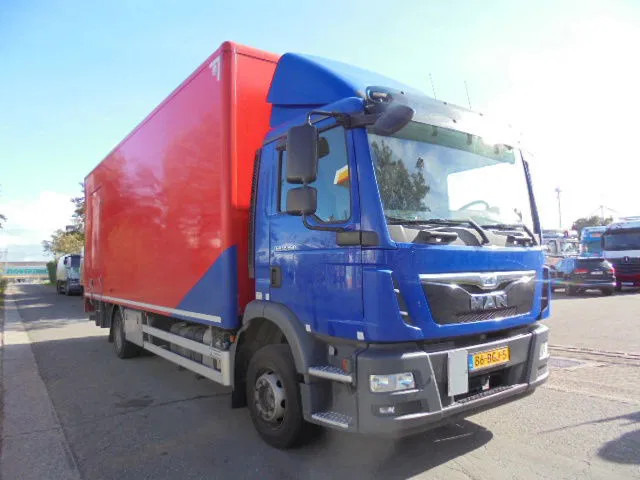 MAN TGM 12.250 NL TRUCK - Caminhão furgão: foto 3 MAN TGM 12.250 NL TRUCK - Caminhão furgão: foto 3