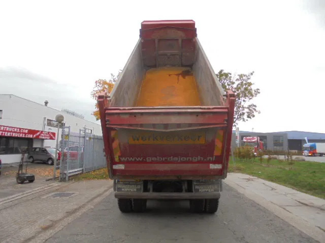 MAN TGS 41.440 8X8 NL TRUCK MANUAL GEARBOX - Caminhão basculante: foto 5 MAN TGS 41.440 8X8 NL TRUCK MANUAL GEARBOX - Caminhão basculante: foto 5