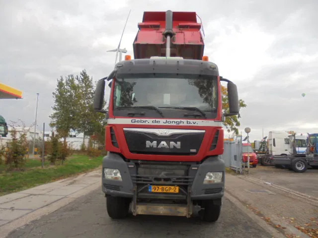 MAN TGS 41.440 8X8 NL TRUCK MANUAL GEARBOX - Caminhão basculante: foto 2 MAN TGS 41.440 8X8 NL TRUCK MANUAL GEARBOX - Caminhão basculante: foto 2