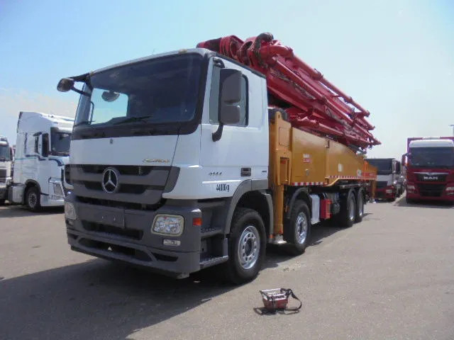 Mercedes-Benz Actros 4144 8X4 SANY 56M BETONPOMP - Autobomba de betão: foto 2 Mercedes-Benz Actros 4144 8X4 SANY 56M BETONPOMP - Autobomba de betão: foto 2