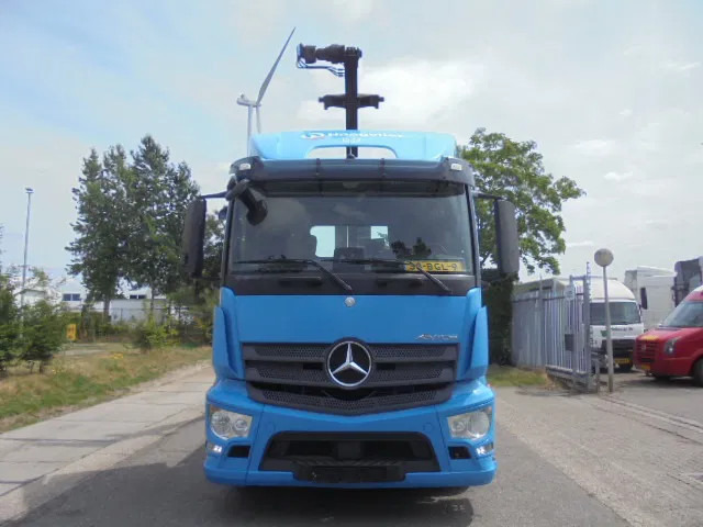 Mercedes-Benz Antos 2733 - Caminhão com sistema de cabo: foto 2 Mercedes-Benz Antos 2733 - Caminhão com sistema de cabo: foto 2