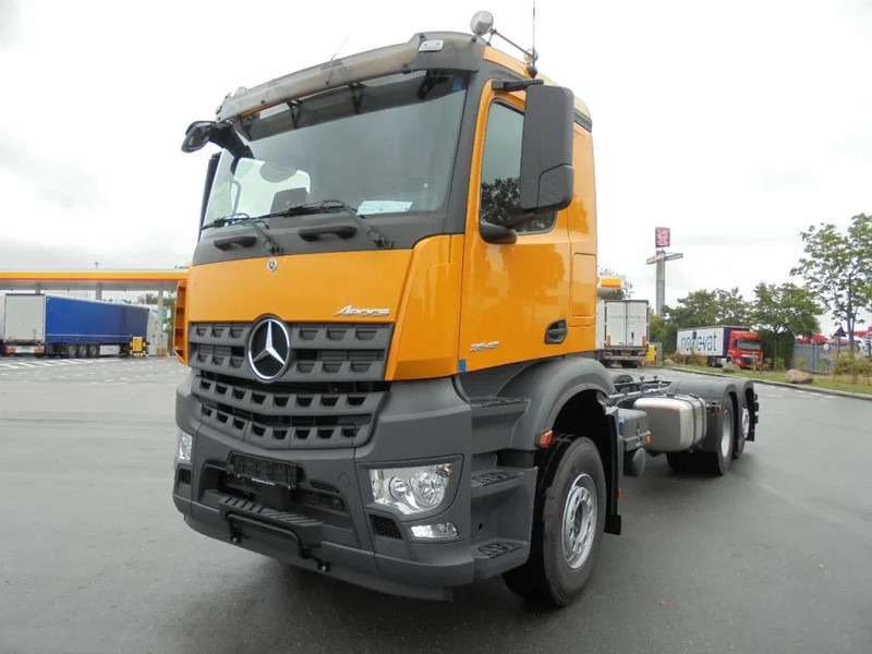 Mercedes-Benz Arocs AROCS 2848 6X2 MET FABRIEKS GARANTIE - Caminhão chassi: foto 1 Mercedes-Benz Arocs AROCS 2848 6X2 MET FABRIEKS GARANTIE - Caminhão chassi: foto 1