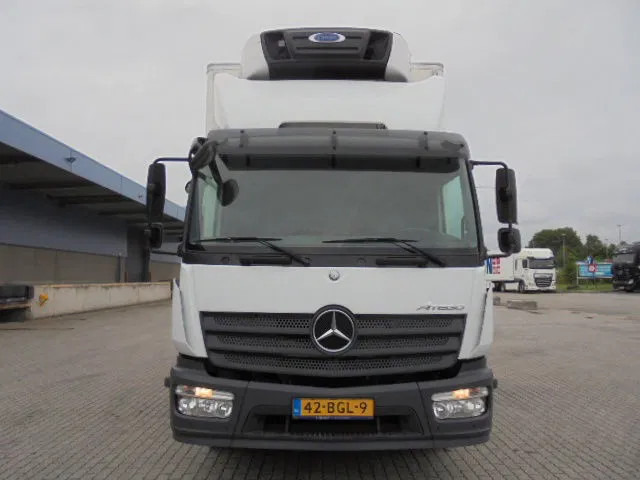 Mercedes-Benz Atego 1218 NL KENTEKEN - Caminhão isotérmico: foto 2 Mercedes-Benz Atego 1218 NL KENTEKEN - Caminhão isotérmico: foto 2