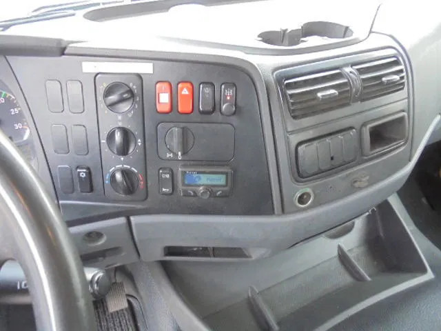 Caminhão reboque Mercedes-Benz Atego 1224 240 PS NL TRUCK: foto 16