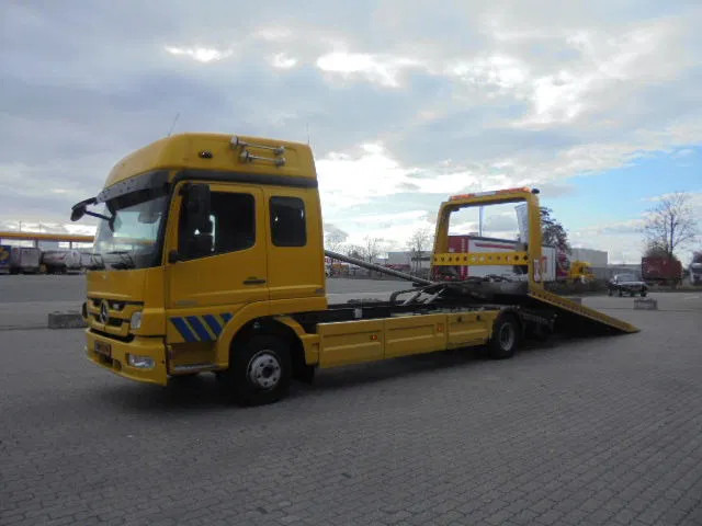 Mercedes-Benz Atego 1224 240 PS NL TRUCK - Caminhão reboque: foto 1 Mercedes-Benz Atego 1224 240 PS NL TRUCK - Caminhão reboque: foto 1