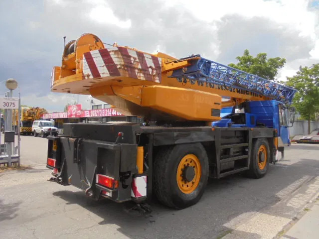 PPM ATT 350 4X4X4 - Grua todo o terreno: foto 4 PPM ATT 350 4X4X4 - Grua todo o terreno: foto 4