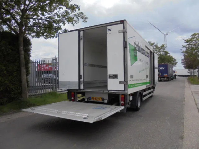Renault D 6.5 150 NL TRUCK - Caminhão frigorífico: foto 4 Renault D 6.5 150 NL TRUCK - Caminhão frigorífico: foto 4