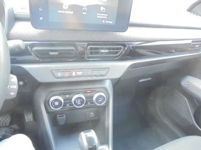 Sedã nuevo Renault Taliant 1.0 TURBO NEW TAX FREE: foto 13