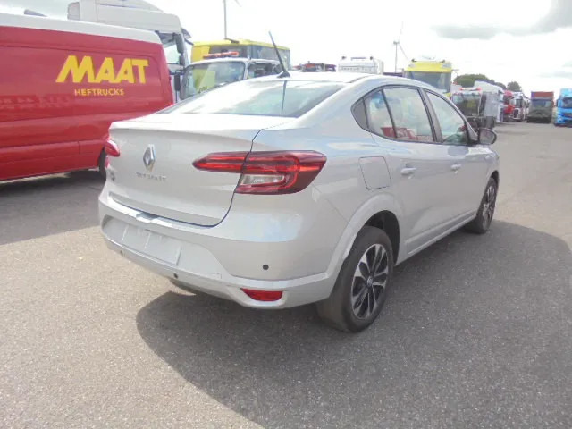 Renault Taliant 1.0 TURBO NEW TAX FREE - Sedã: foto 5 Renault Taliant 1.0 TURBO NEW TAX FREE - Sedã: foto 5