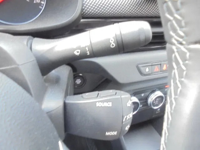 Sedã nuevo Renault Taliant 1.0 TURBO NEW TAX FREE: foto 15