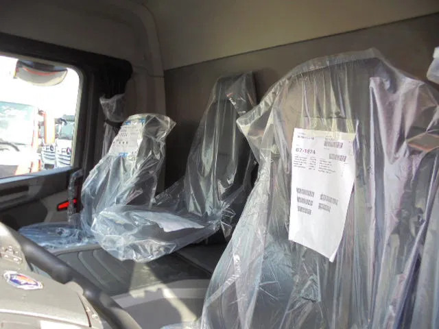 Caminhão chassi nuevo Scania P450 XT 4X4 NIEUW - DEMO: foto 10