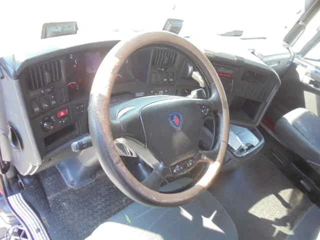 Caminhão furgão Scania R440 6X2 RETARDER BDF: foto 9