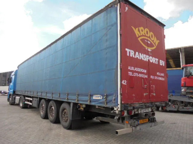 Schmitz Cargobull SCS 24/L-13.62 EB SAF DISC - Semi-reboque de lona: foto 5 Schmitz Cargobull SCS 24/L-13.62 EB SAF DISC - Semi-reboque de lona: foto 5