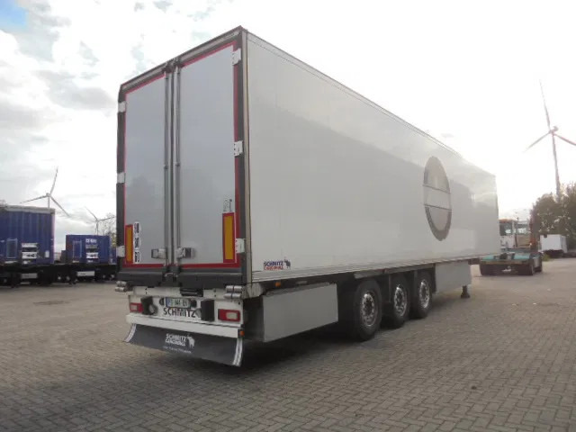 Schmitz Cargobull SKO + ATP 09-2026 ONLY 973 HOURS - Semireboque frigorífico: foto 4 Schmitz Cargobull SKO + ATP 09-2026 ONLY 973 HOURS - Semireboque frigorífico: foto 4