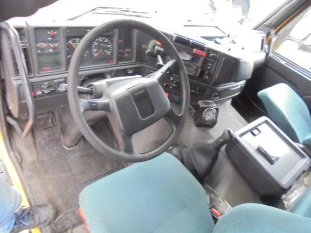 Caminhão limpa fossa Terberg FM 1850 8X4 TRIPLE NL TRUCK: foto 7
