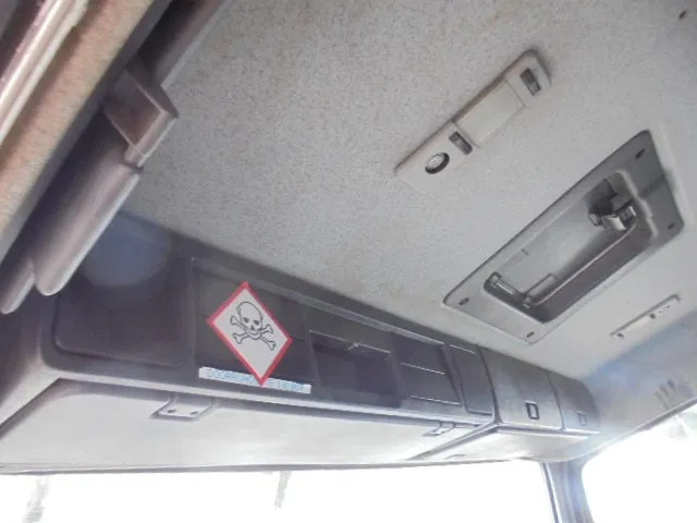 Caminhão limpa fossa Terberg FM 1850 8X4 TRIPLE NL TRUCK: foto 11
