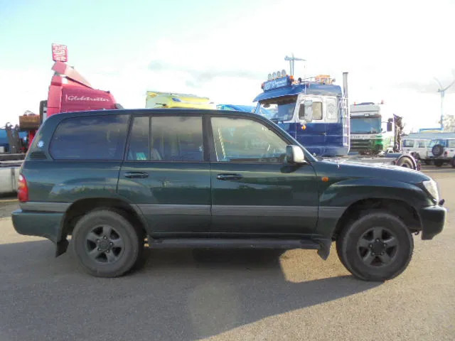 Toyota Land Cruiser - Automóvel: foto 4 Toyota Land Cruiser - Automóvel: foto 4