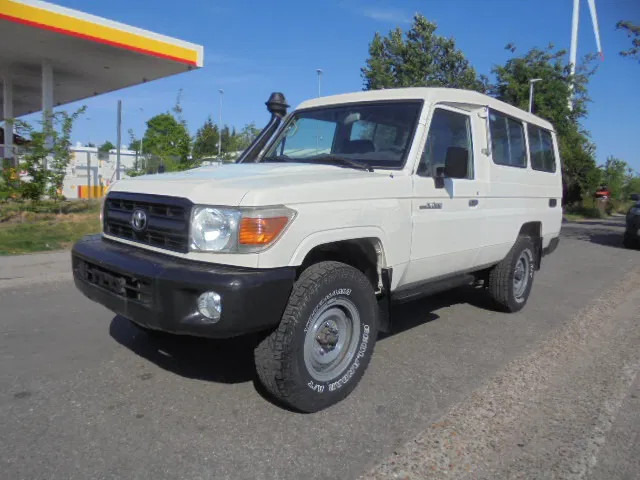 Toyota Land Cruiser HZJ78L 4X4 EXPORT OUTSIDE EU ONLY - Automóvel: foto 1 Toyota Land Cruiser HZJ78L 4X4 EXPORT OUTSIDE EU ONLY - Automóvel: foto 1