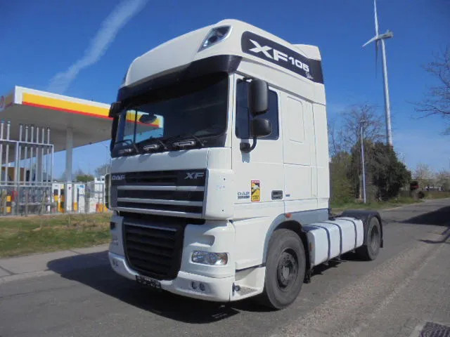 DAF XF 105.460 SUPERSPACE - Tractor: foto 1 DAF XF 105.460 SUPERSPACE - Tractor: foto 1