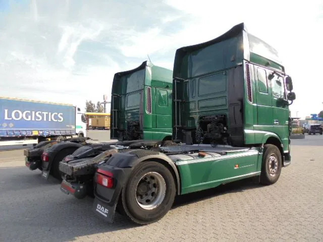 DAF XF 106.460 SUPER SPACE CAB - Tractor: foto 5 DAF XF 106.460 SUPER SPACE CAB - Tractor: foto 5