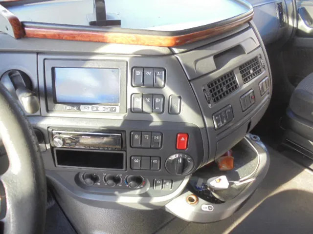 Tractor DAF XF 440 6X2 + HYDROSET TUV 10-2026: foto 9 Tractor DAF XF 440 6X2 + HYDROSET TUV 10-2026: foto 9