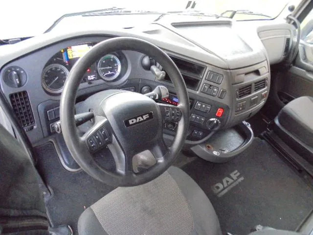 Tractor DAF XF 440 SPACE CAB: foto 8