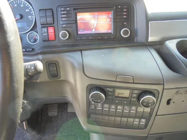 Tractor MAN TGX 18.400: foto 10