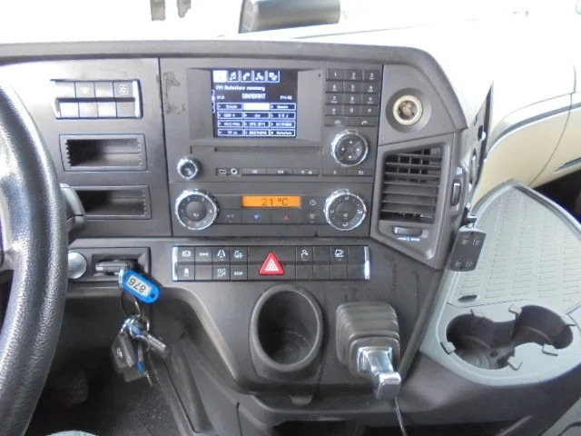 Tractor Mercedes-Benz Actros 1842 LS EUR6 10X: foto 12