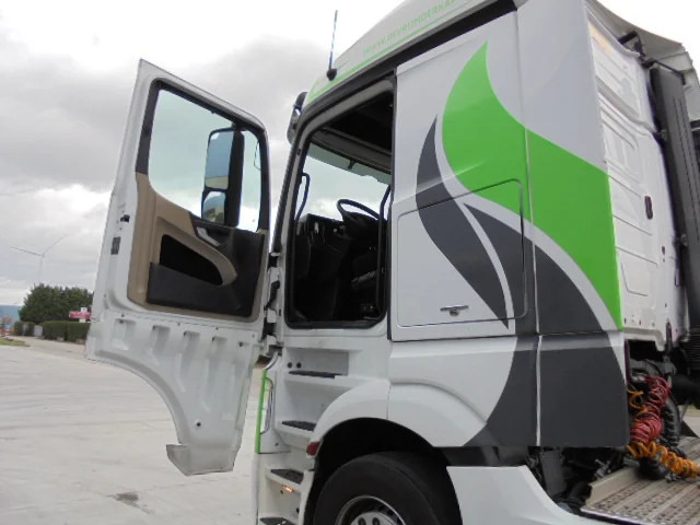 Mercedes-Benz Actros 1842 LS EUR6 - Tractor: foto 5 Mercedes-Benz Actros 1842 LS EUR6 - Tractor: foto 5